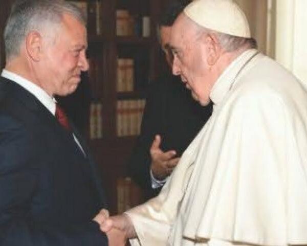 Svrabín Koqkám pè Francis nø Yordan Koqkám Nvng Vatican Taq Vhøm We 