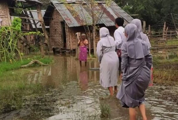 “Vatican Shvngkàdvp kèní dvtanò we Kachin Mongwál nvng Sikaídaí tìte we Shvngkà “