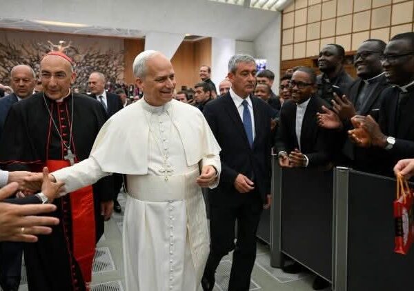“Svrabín Koqkvm Leo (XIV) Roma Sasvna vdòng bvnlì wà Shvrúngshú rì kaq vto nø vhø’m we “