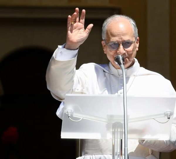 “Nào lvpat svng gòng lvm rvt bv’ngkà vkoq nø caò we Gvray kaq vtōshàì.”