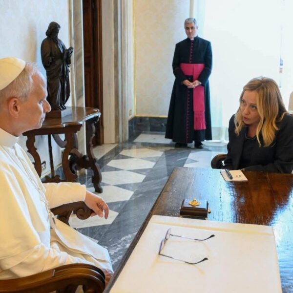 “Svrabín Koqkvm Leo (XIV) Italy Wunjichuk kaq Vtō nø vhøm we”