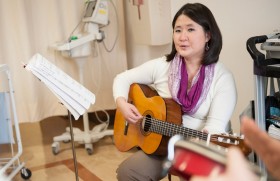 “Cvmrérì svng shøngnī shaq taq nønt shøm dvzvrà we dang”