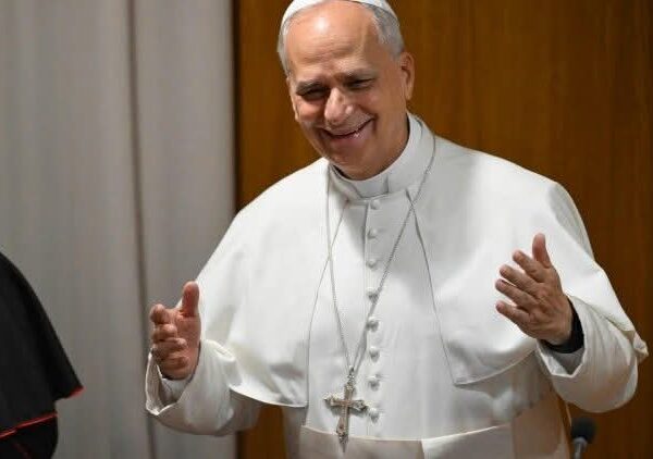 Svrado rì wawe nø Yesu Kristu ò vjúrøt we bvnlì nvng cipshìwe tvrà svng cvndøng we vsvngrì íràe