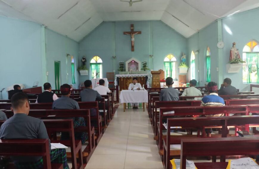 “Namati Jau Gwørwang Mongkà Svra/mè laò Mongkà mv-ngu vjú røt lipong “