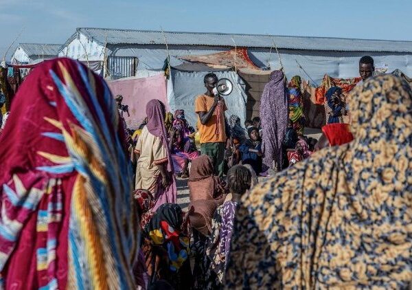 Sudan móngdàn vdòng mvrø nø shvnip shvnvr we bvnlì wa vsvng bung ráì wervt móng vsvngrì mvme yilshì bøì we