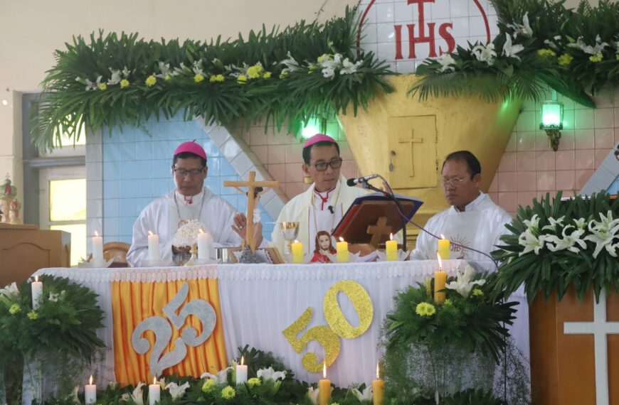 St. Francis Xavier Bóy nvng Gvray dvzømshú bvnlì wà (50)&(25)nøng Nønggøm Jubilee wa bøò we dang