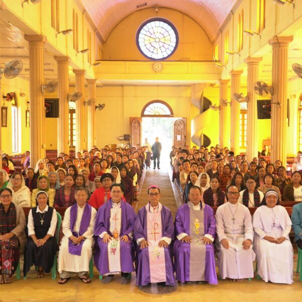 Mongkà mv-ngu vjúrøt Lipong wa ò we dang