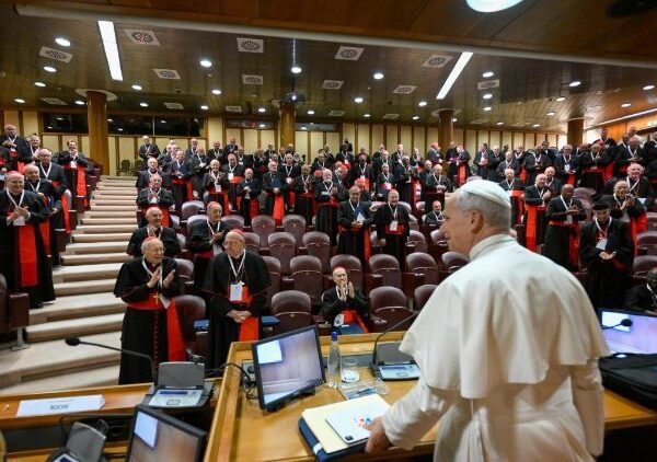 Kámnøt tvrà svng vsvngrì kaq gònglvm dvdut we nø shvngømré kèní møí Yesu Kristu mvng íe wanø Pope Leo XIV taqkèní dvkám we