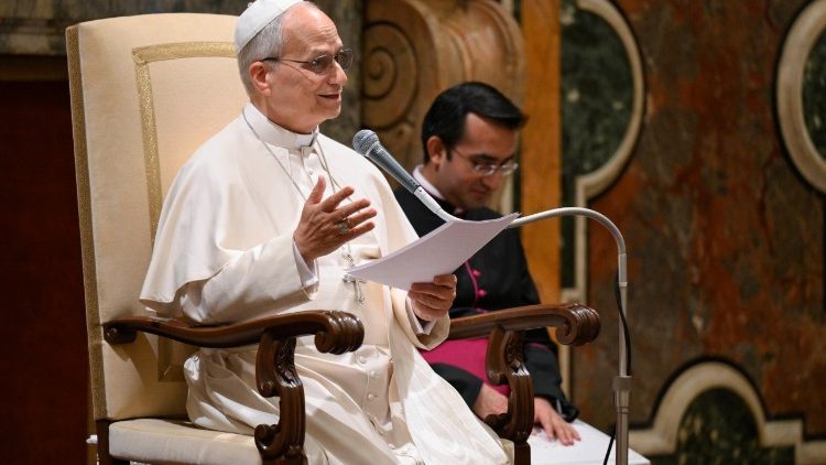 Shv̀ngkà tvyørì nø mvdøng mvmvn shvngkà dvhú lv́m dvpvt mǿí