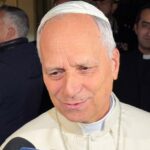 “Mòngzøl lòng dvpvt Bvnli ewa nø”/”Lvnvt mabá dø døngmvn tvra svng elá nøng”