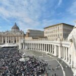 Mònggv̀n rvgaq svmare rì ò àngni taq tasvng tubúm dvbangā kelv́m dang nvng singnø̀ Pope Leo XIV taqkèní dvtú bǿà