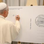 Shvrúngshú kønmvn bv̀nlì døngjá nø móng lvmvng mvdàm mònggv̀n vsvng døngku rì kaq tubúm dvbangā we bv̀nlì døngjá íràwe