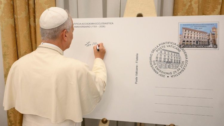 Shvrúngshú kønmvn bv̀nlì døngjá nø móng lvmvng mvdàm mònggv̀n vsvng døngku rì kaq tubúm dvbangā we bv̀nlì døngjá íràwe