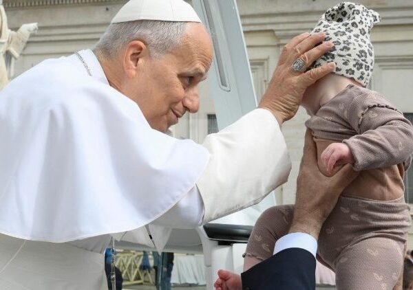 May shvlá 13 ni Fatima Mari bóy àngni taq Pope Leo XIV ò dvtú mòngkà