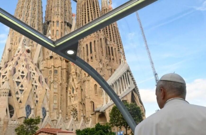 Wa Svrabyin Leo, Barcelona mvring Sagrada Família Noqngøm tøngnu svng Shvmv’nà we