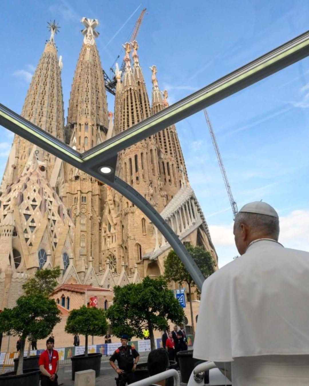 Wa Svrabyin Leo, Barcelona mvring Sagrada Família Noqngøm tøngnu svng Shvmv’nà we