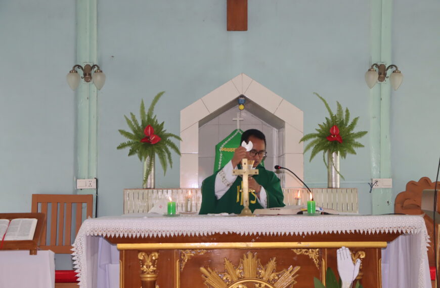 Shvngbe mvdvm Vkangpè Yesu Gvray mongzøl lòng vtoshì laqlúnì. Shvngbe svng Pamvra.