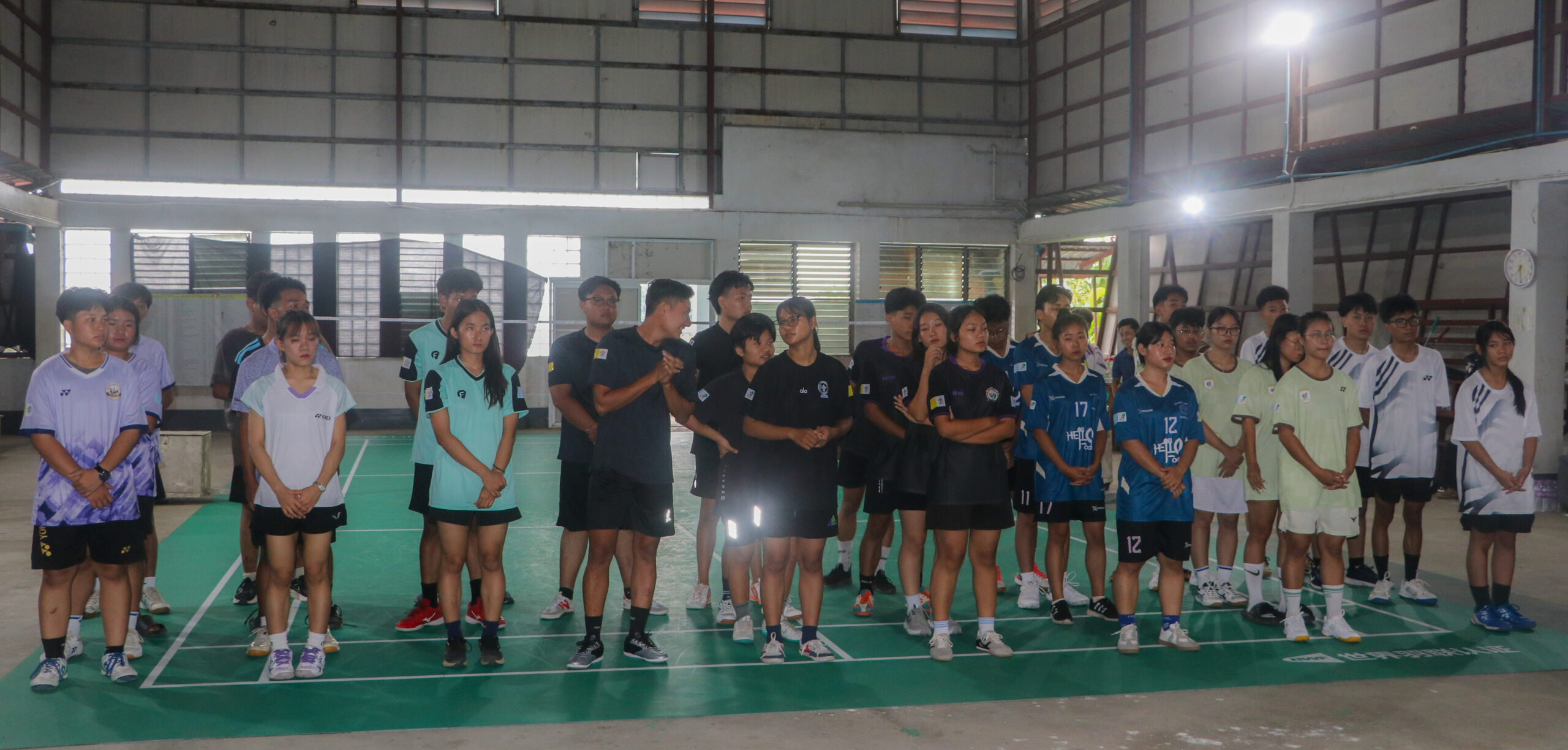 Myitkyina Jau Gwørwang yvng PèMè bóy svng Dvgung shvring we í( BADMINTON) gvsøp we lvmvng